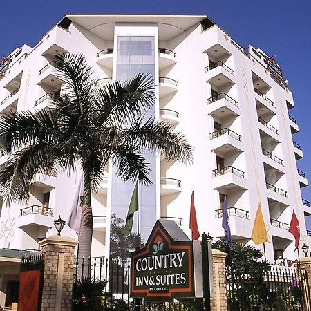 Country Inn & Suites Haridwar Luaran gambar